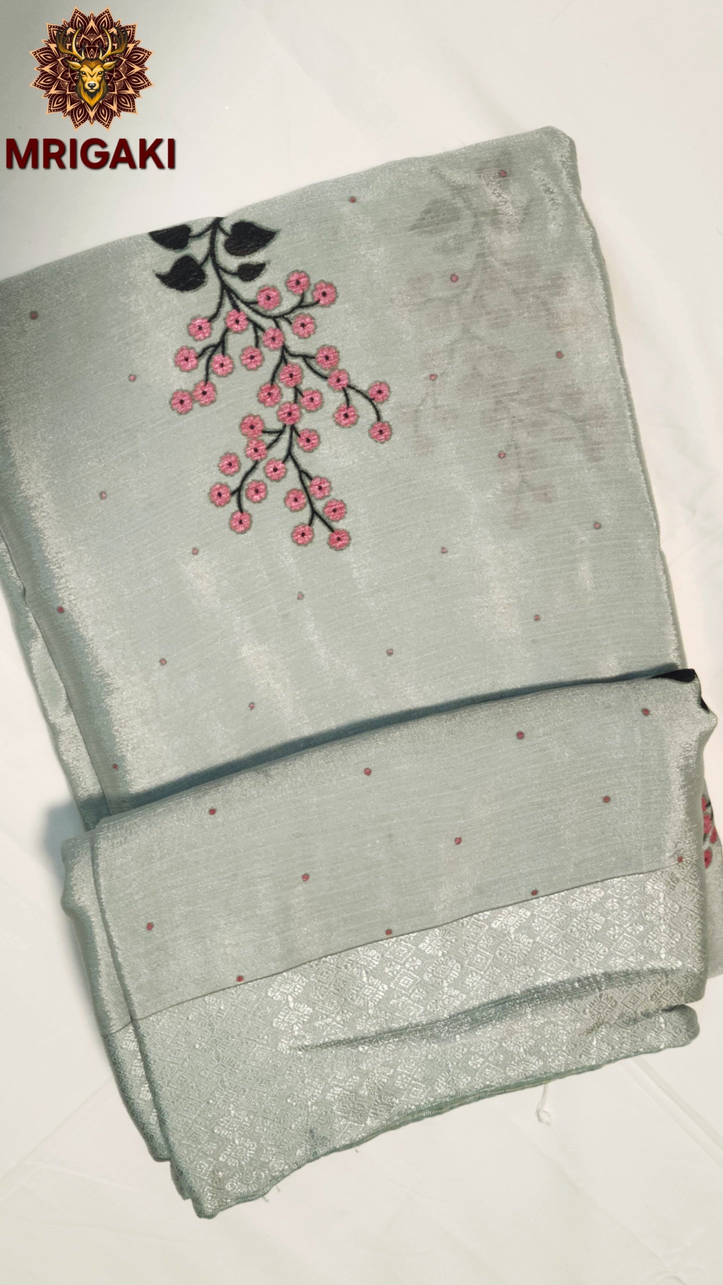 Georgette Elegant & Most preferred Colors Sarees with Flowery thread work pattern all over