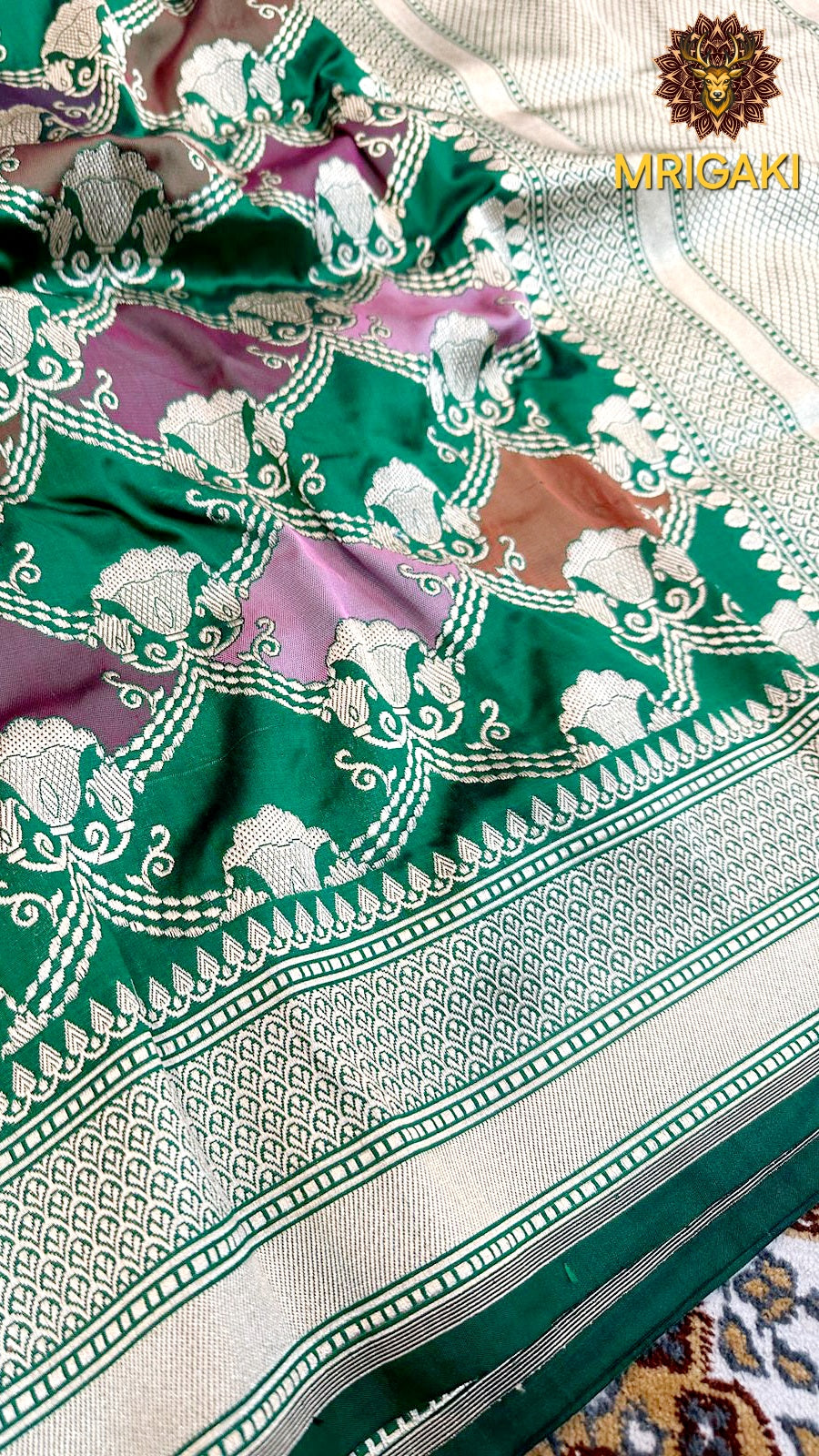 (Only on Pre-Order) Pure Katan Silk Handloom Bell-shaped Floral pattern Rangkat Banarasi Saree with Minakari work on borders & pallu