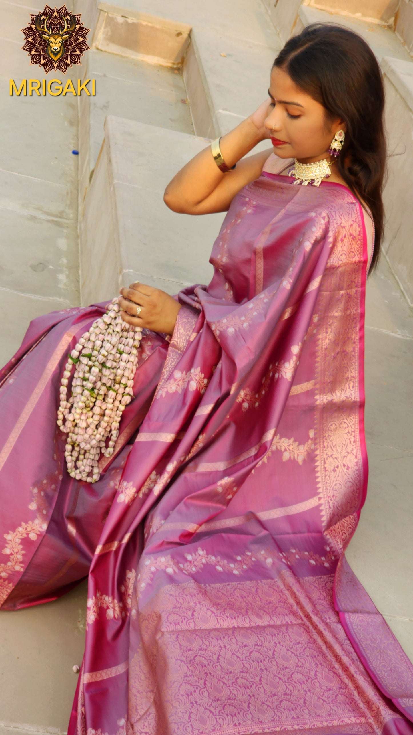 Lavender color Soft Silk Banarasi Saree with Vertical Lines Flower Pattern all over
