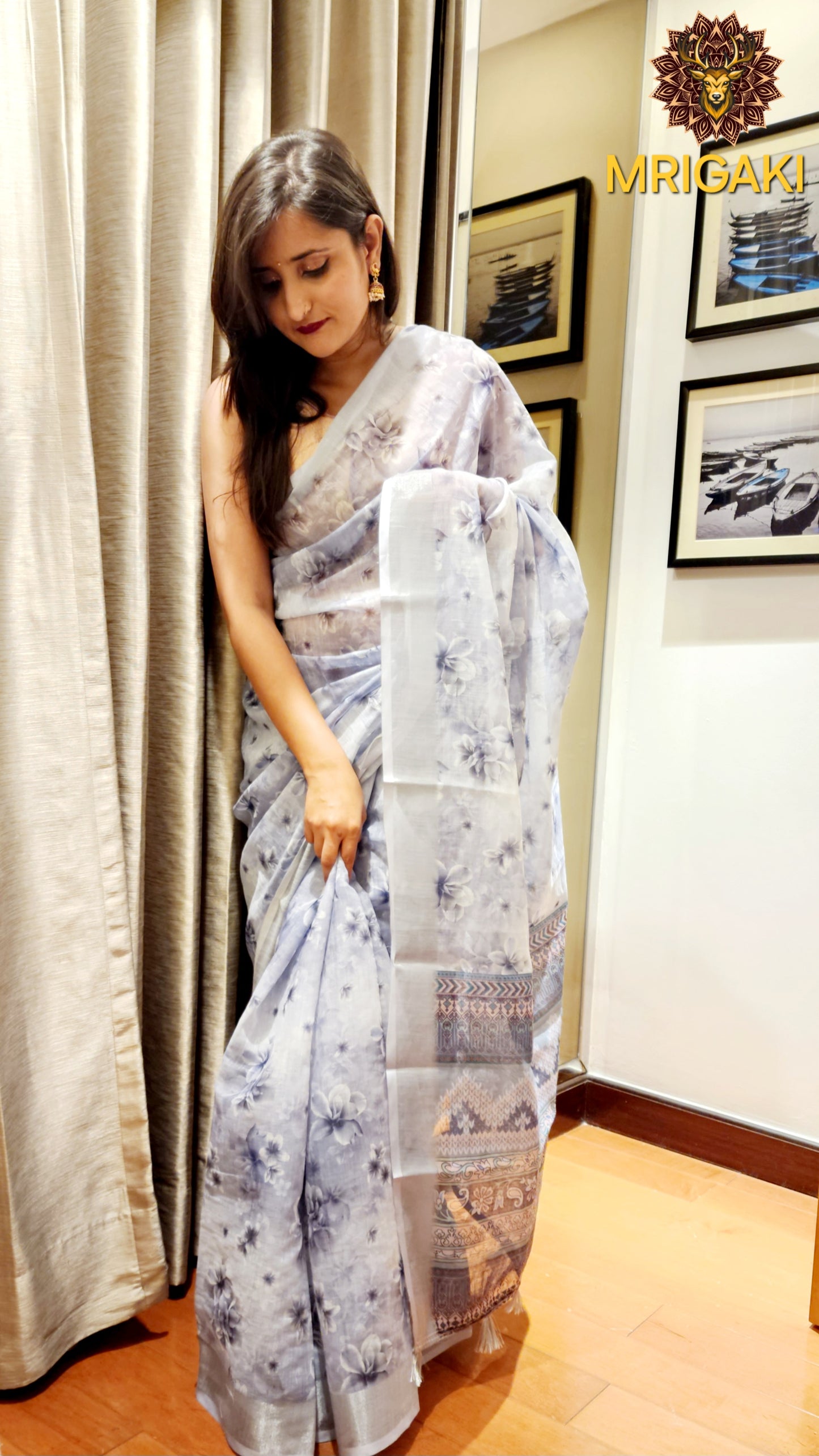 Purple Base Linen Saree with 3-D flowers digital design all over, silver border with Jhallar on Pallu