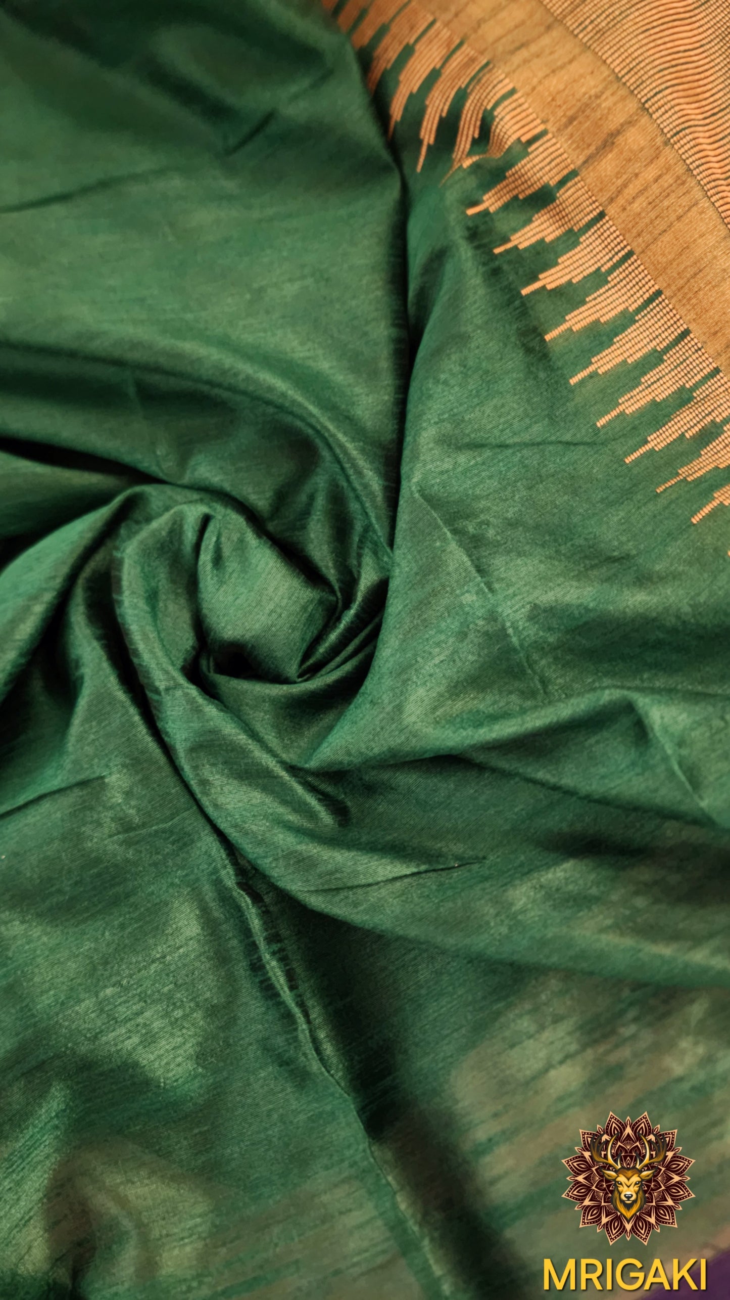 Royal Blue Color Pure Silk Cotton Ahilya Saree with Wavy Temple Saree Zari Border