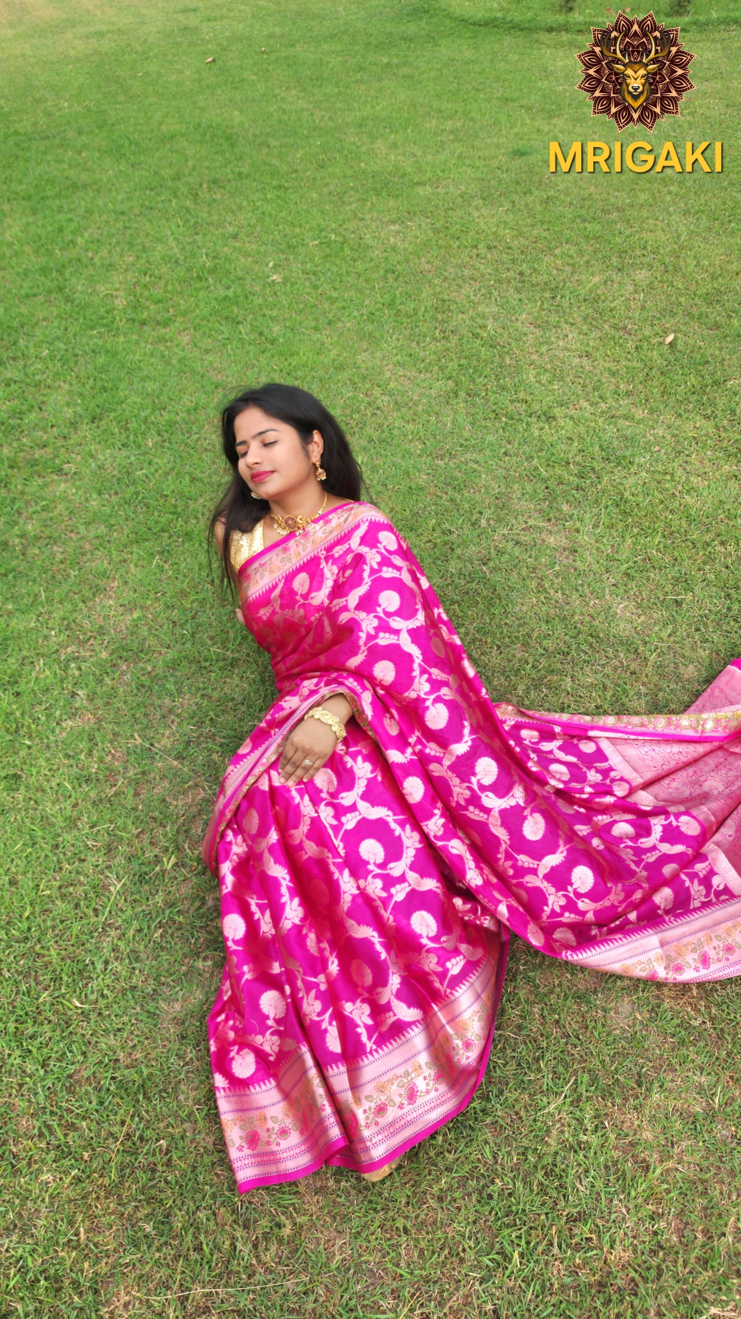 Banarasi Silk Paithni Border Pink Color Saree with Jaal Handweaving all over