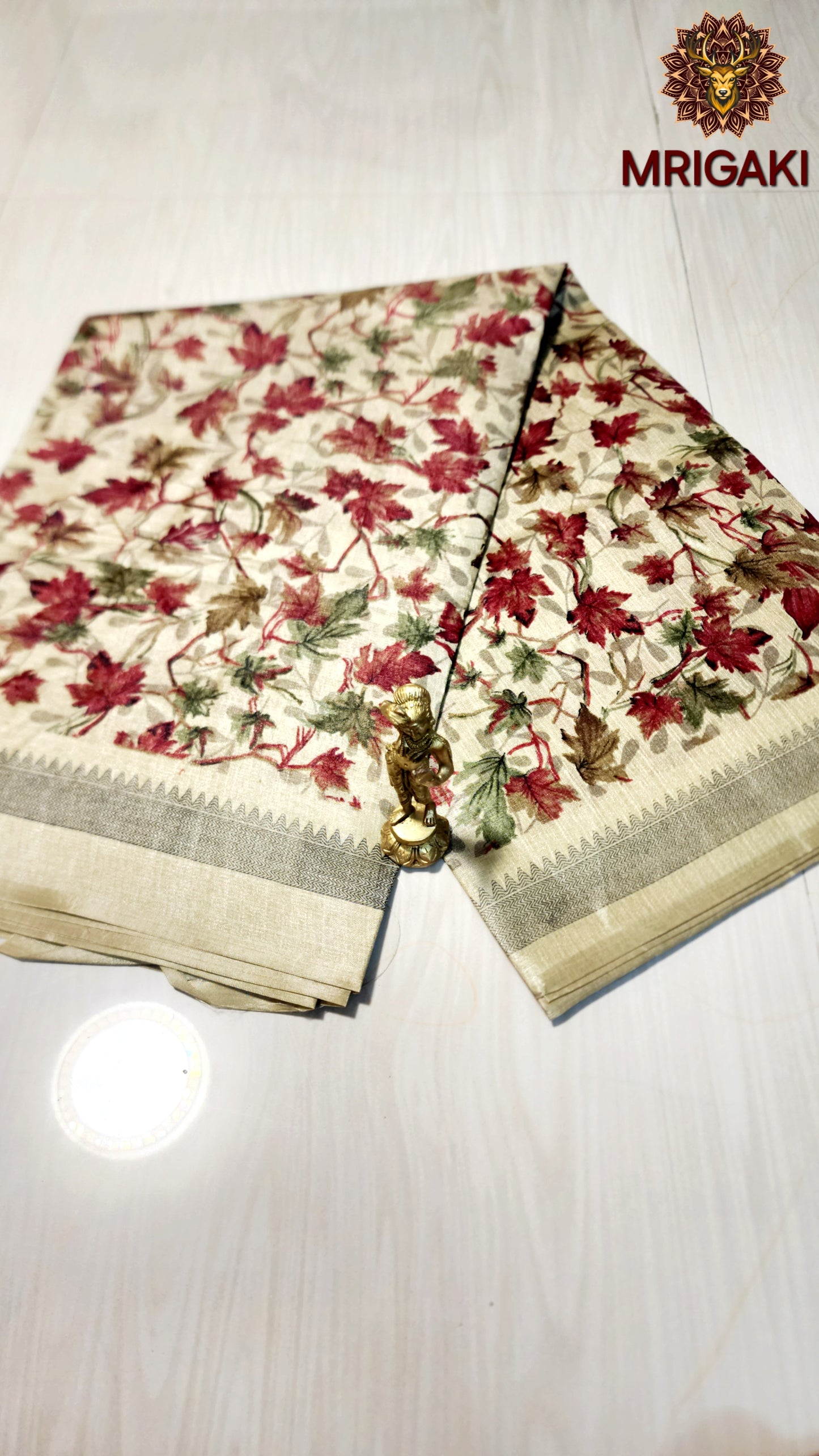 Beige Base Floral design Khadi Bamboo Handloom Saree with contrast Blouse piece