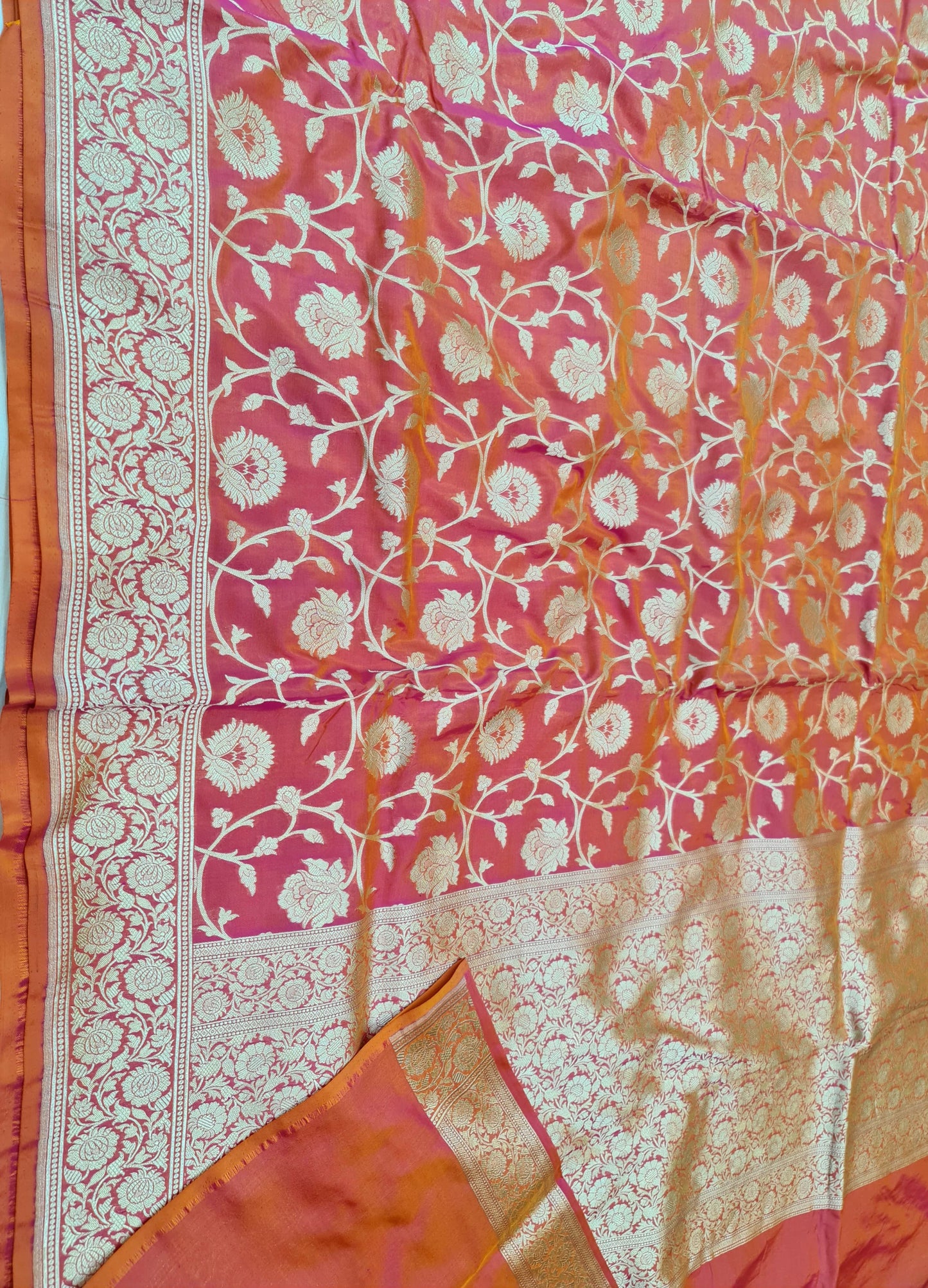 (Only on Pre-Order) Red Orange Hue double color Handloom Banarasi Pure Silk Jangla Saree