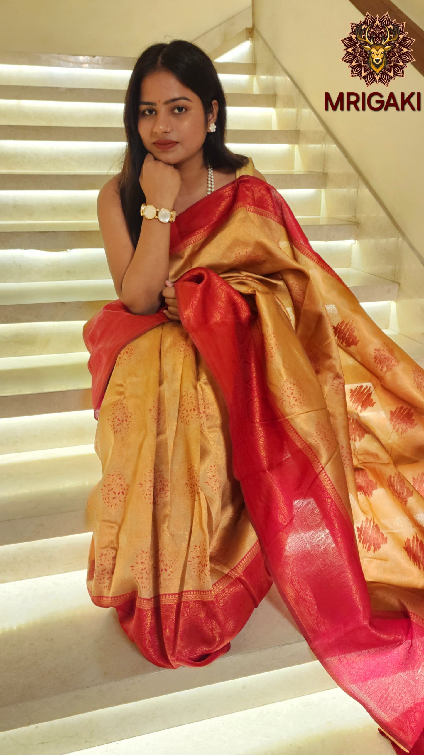 Kanjeevaram Silk Style Saree with Self Flower Pattern with Banarasi Border