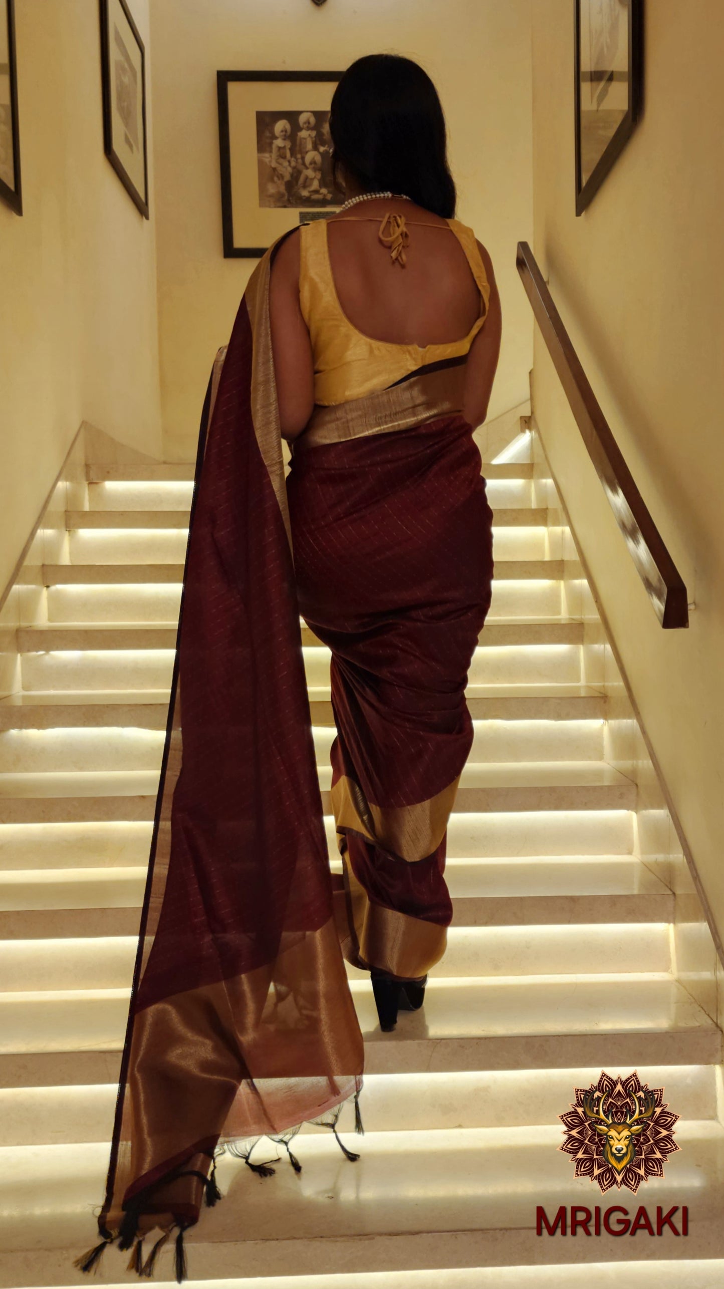 Coffee color Georgette Banarasi Butti Saree with Vertical lines & plain Zari border