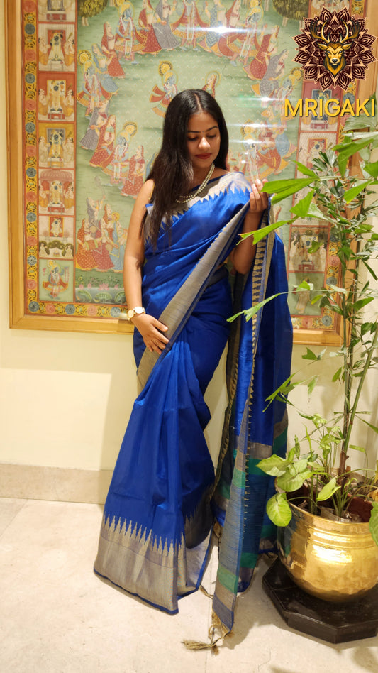 Royal Blue Color Pure Silk Cotton Ahilya Saree with Wavy Temple Saree Zari Border