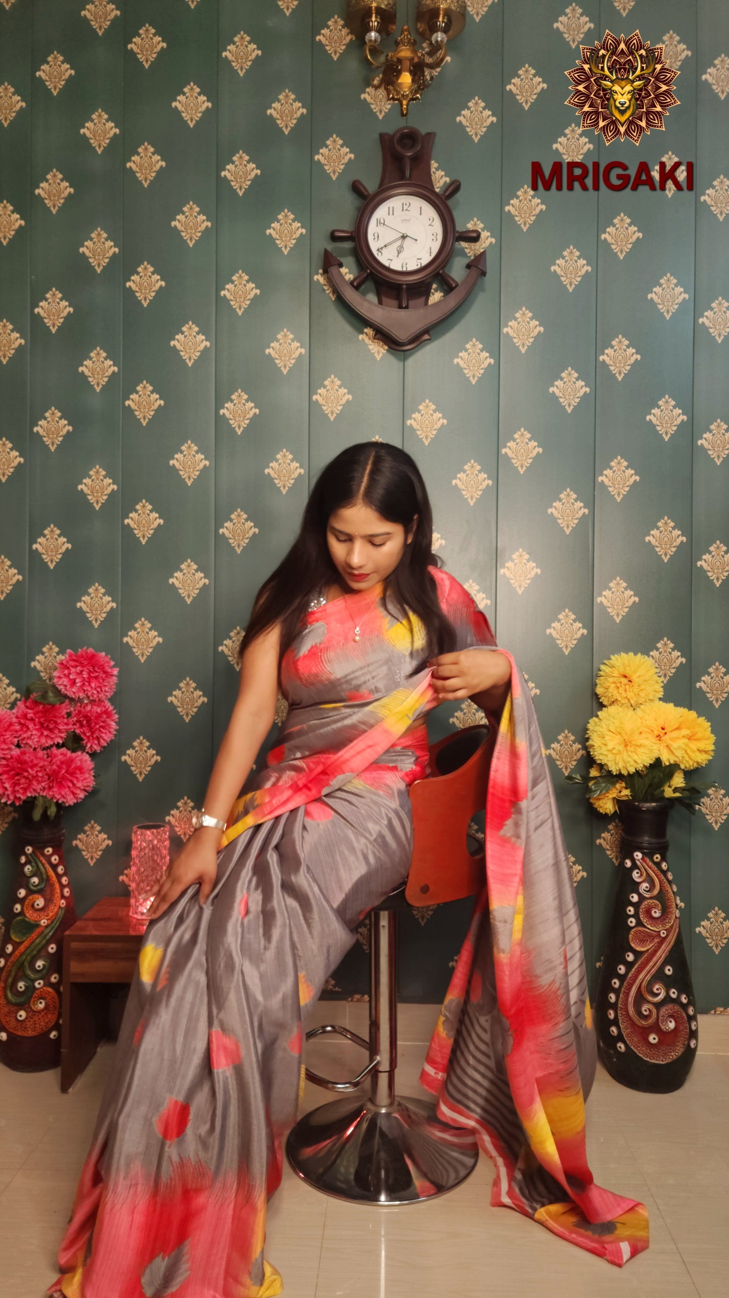 Pinkish Grey Pure Italian Silk Saree with Flowery Digital Print