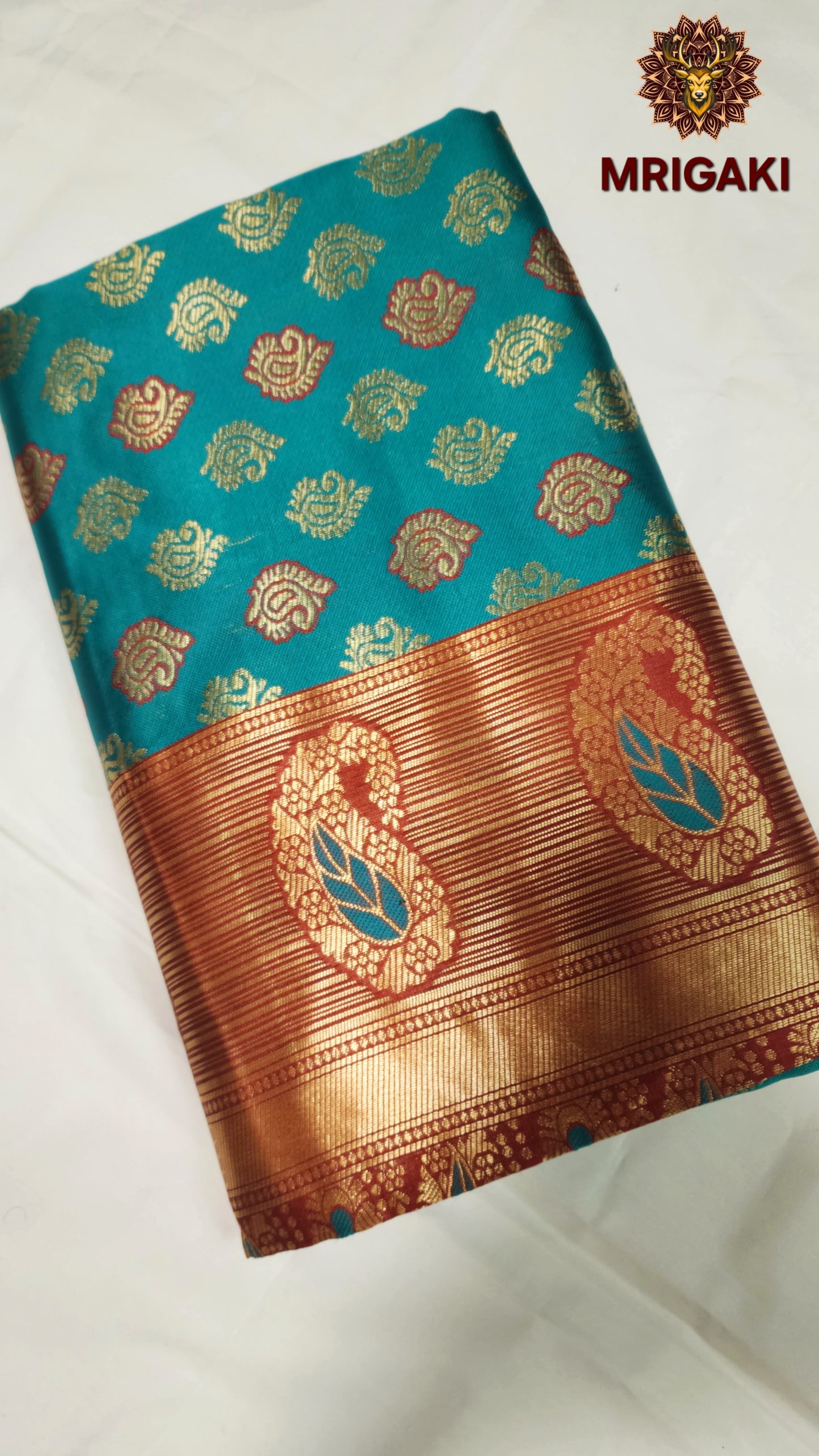 Dolla Silk Saree with Banarasi Butti Pattern All over, Zari border & designer Pallu