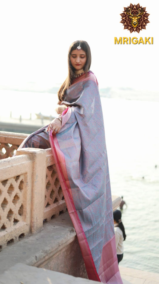 Minakari Tanchoi Semi-Katan Silk Easy drape Trendy Lavender Saree with Designer blouse