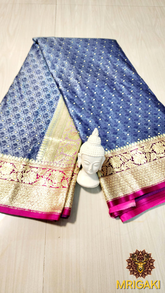 Pure Silk Jamewaar Saree in Royal Blue & Rani Pink Contrast colors